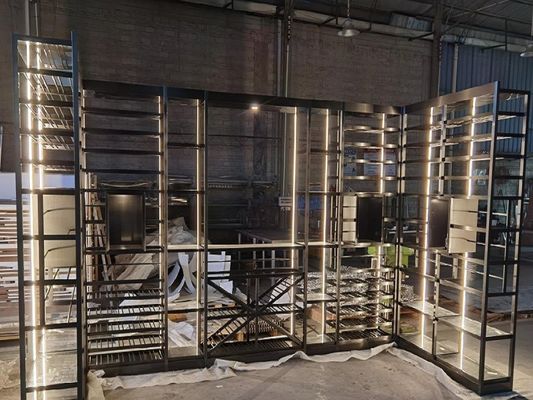 La cave étire le vin en métal étire l'acier inoxydable